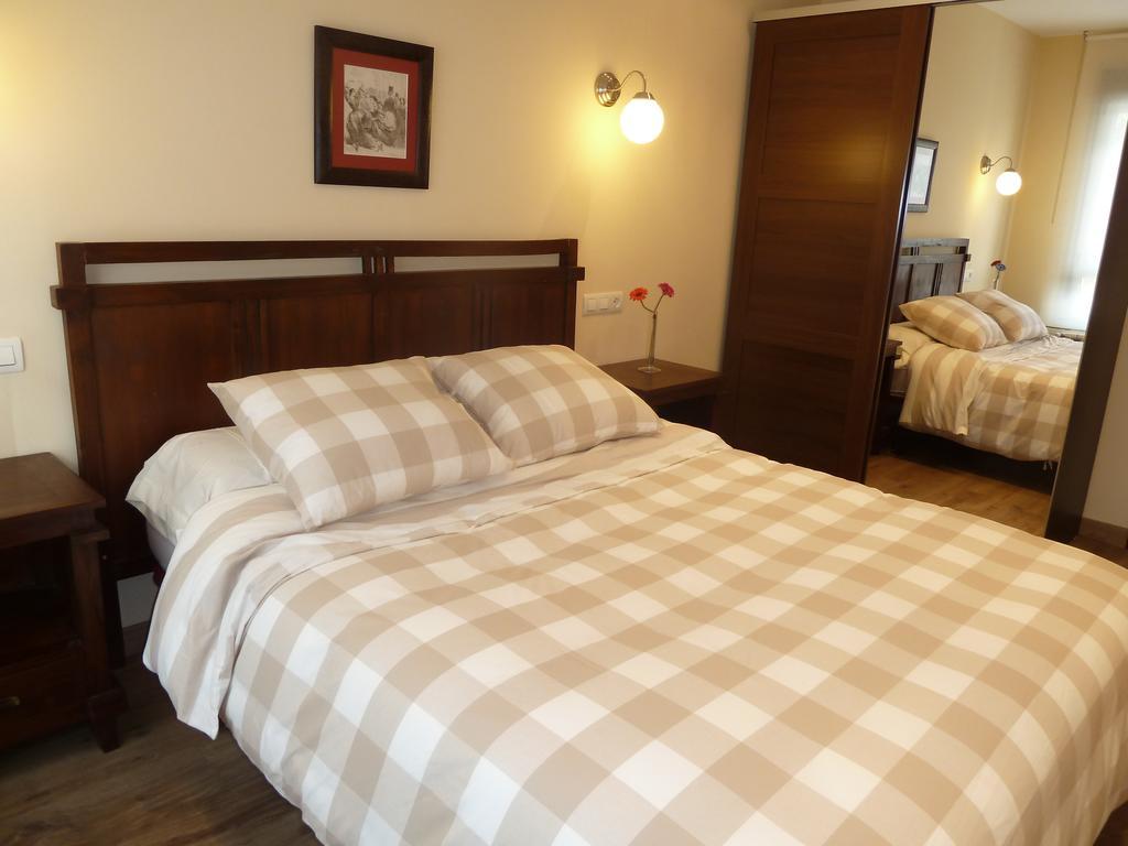 Apartamentos Arcos Del Esva Luarca Kültér fotó