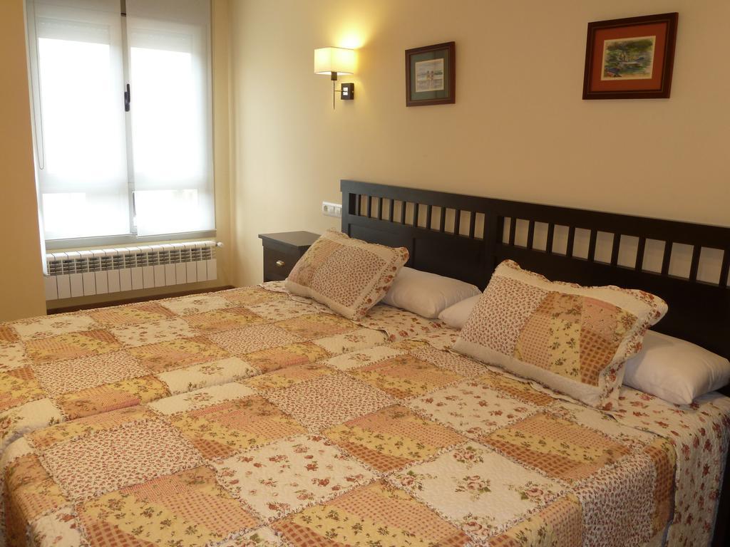 Apartamentos Arcos Del Esva Luarca Kültér fotó