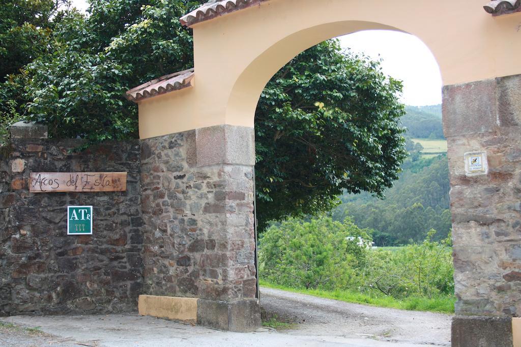 Apartamentos Arcos Del Esva Luarca Kültér fotó