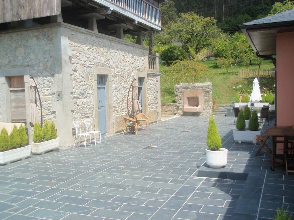 Apartamentos Arcos Del Esva Luarca Kültér fotó